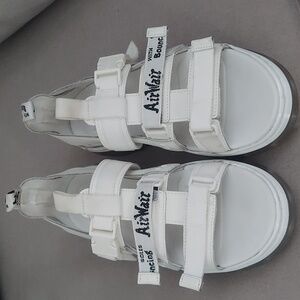 Dr. Martens AirWair with Bouncing Soles Worn Once Men Size 10. Unisex.